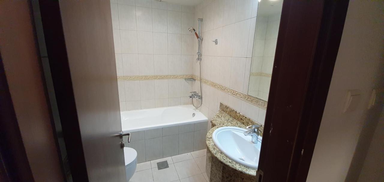 Fantastical Palm & Arabian Sea View Marina Apartment *